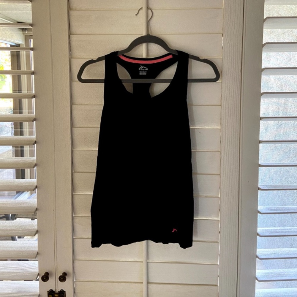Comfy black tank top